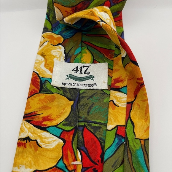 Van Heusen Colorful Floral Tie - Picture 2 of 3